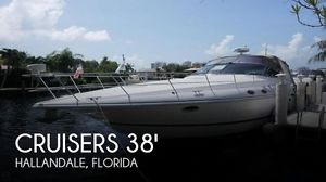 2002 Cruisers Yachts 3870 Express Used