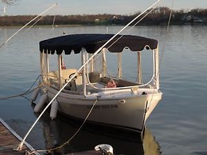 2001 Duffy Classic 18 ft Electric Boat