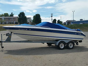 1990 Sea Ray 210