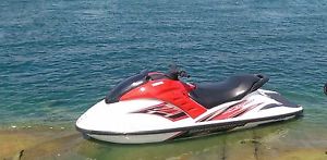 YAMAHA GP800R JETSKI 2003 RED & WHITE ONLY *106 HRS*