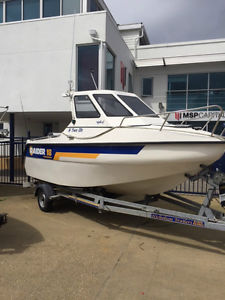 Raider 18 Sports fishing boat / mercury 115hp fourstroke / trailer