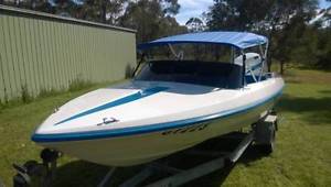 Caribbean Jaguar Ski Wakeboard Boat, 150hp Evinrude, Immaculate