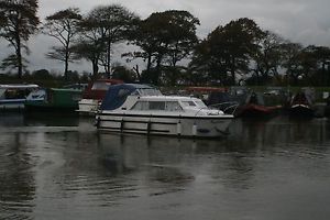 cabin cruiser