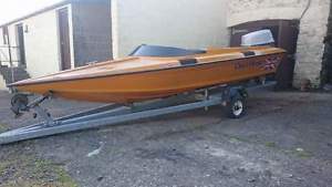 16ft Fletcher speed boat and galvanised trailer