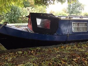 Minnow 35ft canal boat