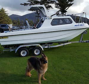 Wilson Flyer 17 foot Fishing Boat --- 90 HP Outboard + 5 HP spare + Trailer