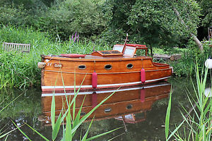 Classic Wooden day launch - Burmese Teak 19ft cruiser Vintage boat - one off