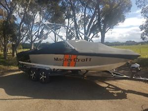 Mastercraft prostar 2015 wakeboat