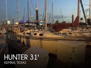 1985 Hunter 31 Shoal Draft