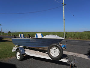 Aluminium Boat - Great for fishing and Exploring