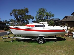 Court 650 Trailer Sailer