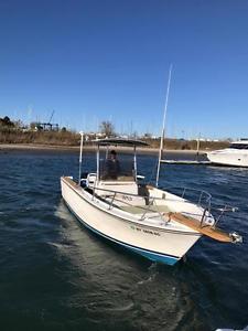 1980 Robalo 23FT