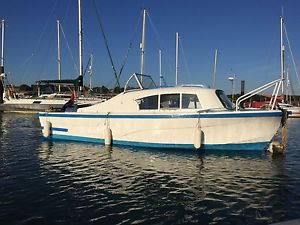 Seamaster 17 Cab Day Boat Project On the Water No Engine, has Cabin and Cover