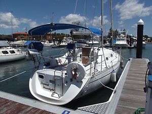 BENETEAU OCEANIS 281 SAILING YACHT