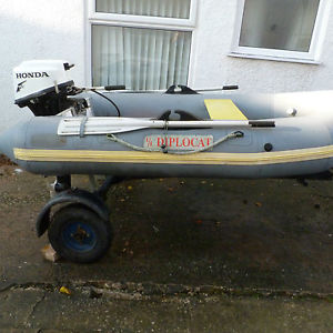 AVON RIB 8ft6in TENDER / DINGHY with 10 hp HONDA OUTBOARD