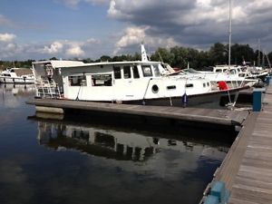 live aboard house boat canal cruiser