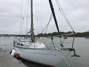 She 31 sailing boat, yanmar 50hp diesel, all ready to go.