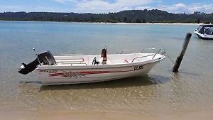 ALMOST NEW 4.8m FIBREGLASS BOAT AND GALVANIZED TRAILER