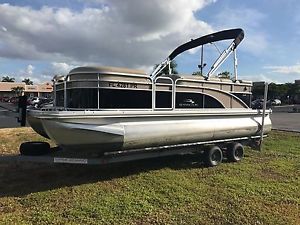 2014 Bennington Pontoon S20 with Warranty to 2019