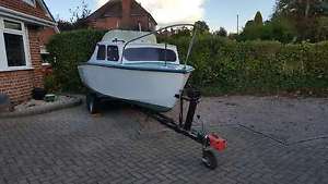 Boat, cabin cruiser 16ft