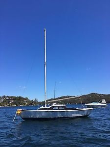 BLUEBIRD 22FT FIBREGLASS PRODUCTION SAILING YACHT SUIT MOORING MINDER / CRUISING