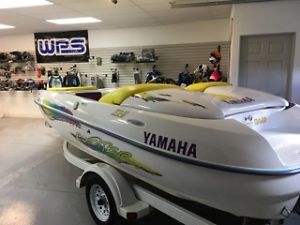 1997 Yamaha exciter 220 with trailer    NO RESERVE