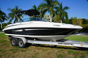 2011 Sea Ray 240 Sundeck