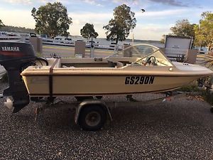 Fibreglass runabout Caribbean Colt Yamaha outboard