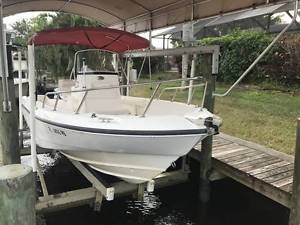 2002 Boston Whaler