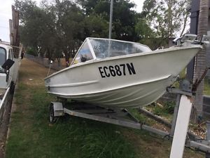 Aluminium fishing boat 4.6 long