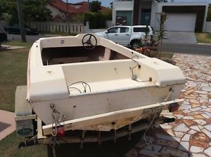 Pride Playmate fibreglass runabout,