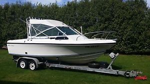 Caribbean Reef Runner Offshore Fishing Boat