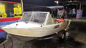 Aluminum runabout 4mtr boat, johnson 25hp & trailer all registered