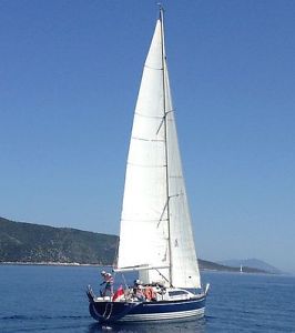 X-yacht 332 sailing boat 190 yanmar engine full north sails 6 berth