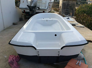 Dory style, fishing, family, speed boat, double skinned, refurbished. In Spain.