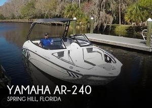 2016 Yamaha AR-240