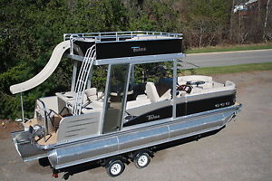 2016 Tahoe 25 Vista Funship Entertainer 25