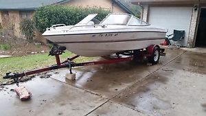 1994 Four Winns Ski Boat