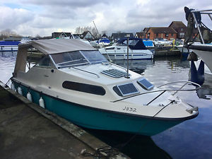 Shetland 570 weekend boat with Mercury 8hp 4-stroke engine