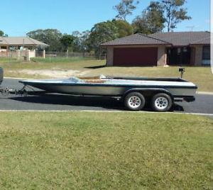 Boat and trailer jet boat  NO RESERVE