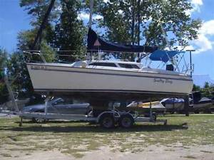 Catalina 250 MK wing keel sailboat 25 ft