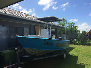 4.75m Alloy Centre Console Boat, 50hp Yamaha (2010) and Trailer.