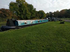 Quality 69 ft Reeves semi trad narrowboat with beautiful live a board mooring