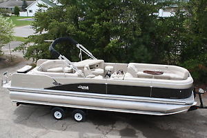 2016 Tahoe Grand Island 27 Tahoe Cascade Entertainer