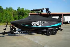 2014 Nautique G21