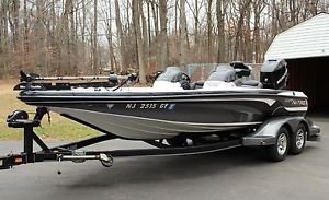 ~ 2005 NITRO 929 CDX BASS BOAT W/ 250 VERADO (low hours) GARAGE KEPT ~