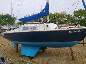 sailing yacht 21ft in brighton marina