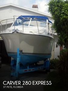 1995 Carver 280 Express Used