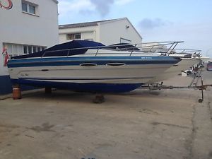 SeaRay 220 powerboat skiboat cabin cruiser in Spain