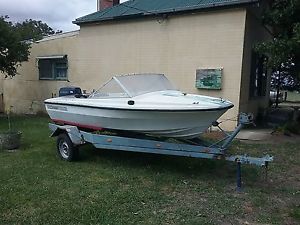 Caribbean sprint 150 fiberglass boat, 60hp Johnson and trailer